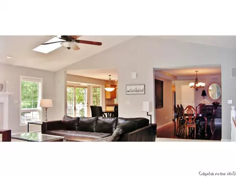 4530 Longfellow Dr, Springfield, IL 62711 photo 6