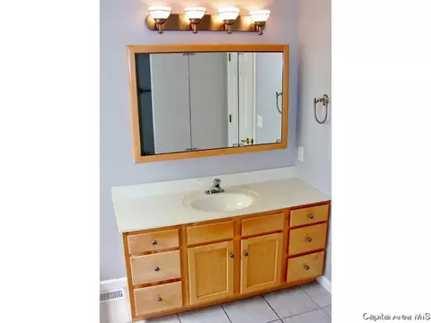 4530 Longfellow Dr, Springfield, IL 62711 photo 28