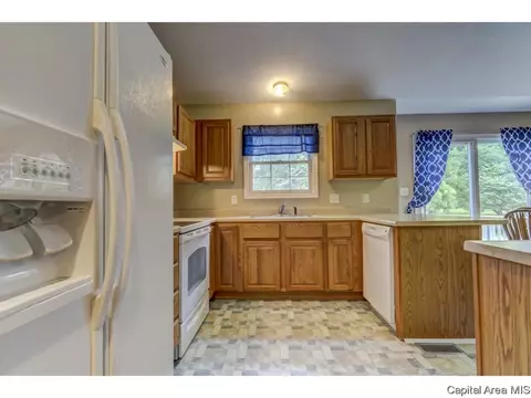3825 Carney Blvd, Springfield, IL 62712 photo 10
