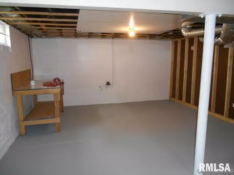 2425 S 11th St, Springfield, IL 62703 photo 20