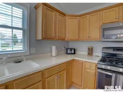 5408 Crane Dr, Springfield, IL 62711 photo 10
