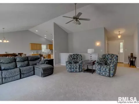 5408 Crane Dr, Springfield, IL 62711 photo 5