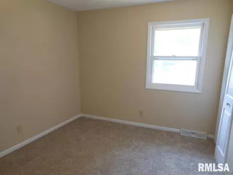 2925 Sherborn Rd, Springfield, IL 62702 photo 9