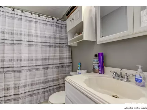 1601 Brenda Ct, Springfield, IL 62702 photo 17