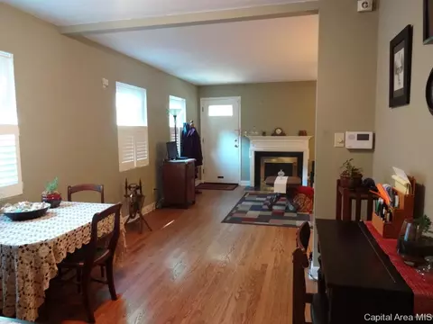 1908 S Walnut St, Springfield, IL 62704 photo 7