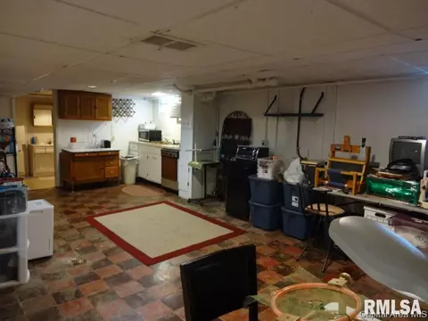 1908 S Walnut St, Springfield, IL 62704 photo 17