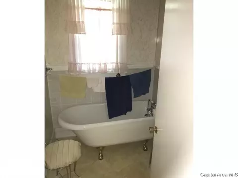 1818 E Spruce St, Springfield, IL 62703 photo 9