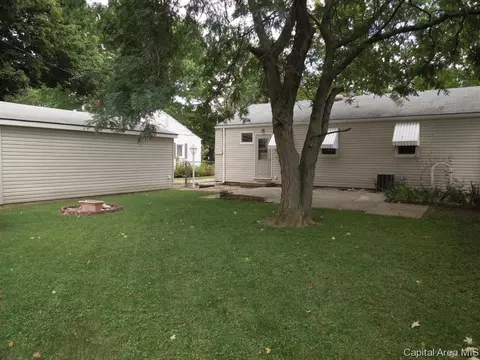 1111 Johnson Ln, Springfield, IL 62702 photo 2