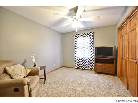 2004 Clarion, Springfield, IL 62711 photo 18