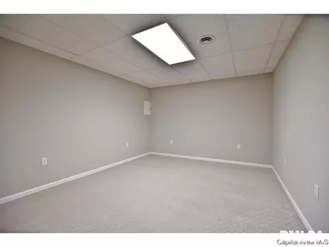 2004 Clarion, Springfield, IL 62711 photo 27