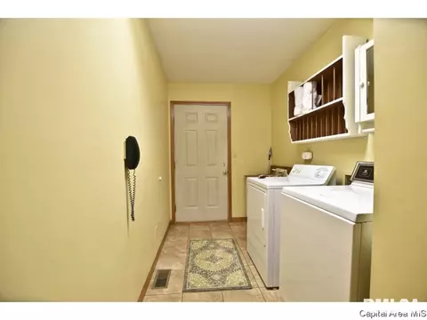 2004 Clarion, Springfield, IL 62711 photo 12