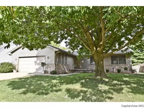 2004 Clarion, Springfield, IL 62711 photo 1