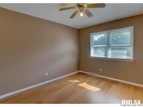 161 Nottingham, Springfield, IL 62704 photo 33