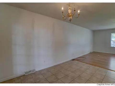 161 Nottingham, Springfield, IL 62704 photo 17