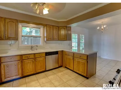 161 Nottingham, Springfield, IL 62704 photo 13