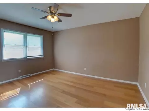 161 Nottingham, Springfield, IL 62704 photo 28