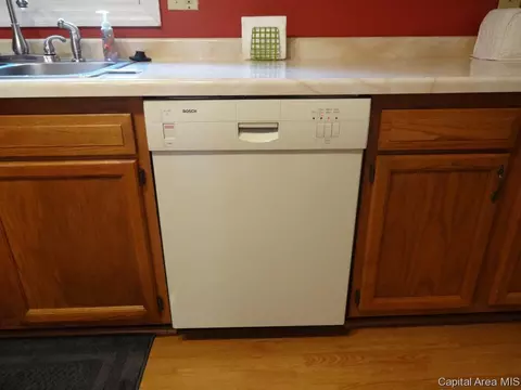 3333 Rawlings Dr, Springfield, IL 62704 photo 8