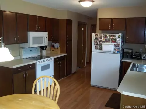 25 Scarlet, Springfield, IL 62704 photo 6