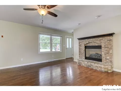 209 Appomattox Dr, Springfield, IL 62711 photo 4