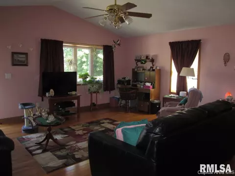 119 E Hawkeye Way, Springfield, IL 62707 photo 14