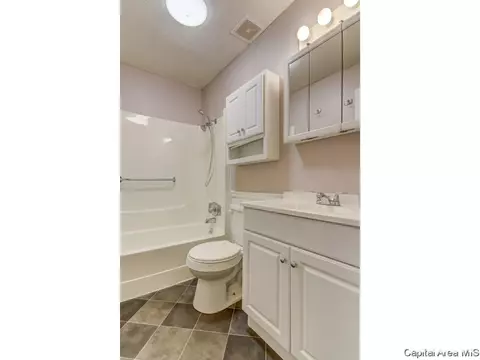 2537 W Monroe St, Springfield, IL 62704 photo 27