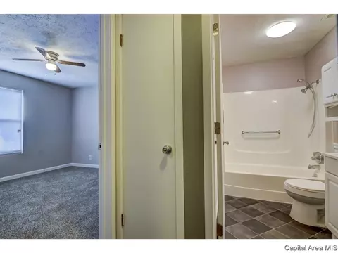 2537 W Monroe St, Springfield, IL 62704 photo 26