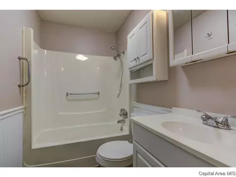2537 W Monroe St, Springfield, IL 62704 photo 28