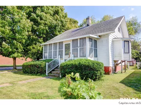 1228 E Oak St, Springfield, IL 62703 photo 1