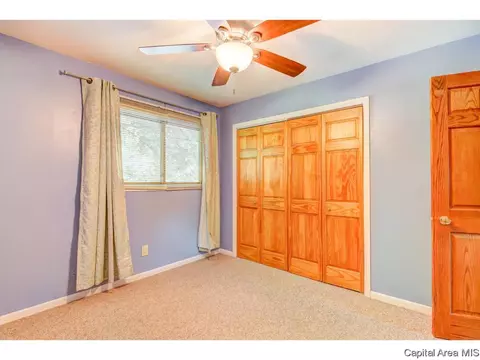 824 Roanoke Dr, Springfield, IL 62702 photo 26