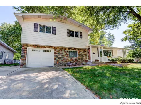 824 Roanoke Dr, Springfield, IL 62702 photo 35