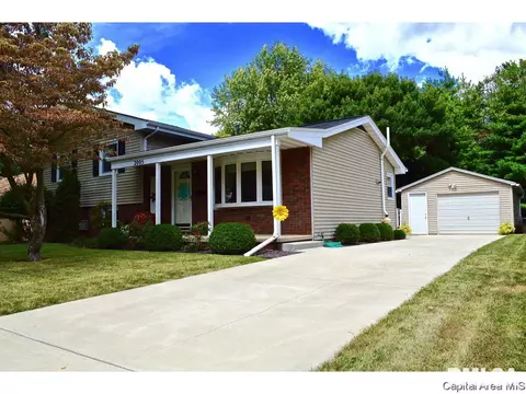 2005 Creighton Rd, Springfield, IL 62703 photo 3