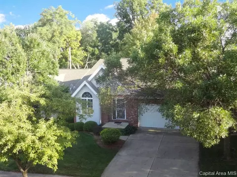 1412 Guemes Ct, Springfield, IL 62702 photo 3