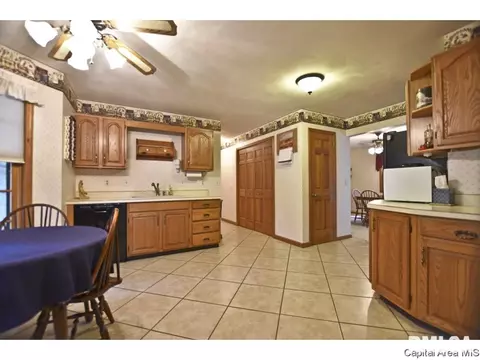 15 Hickory Ridge Ln, Springfield, IL 62707 photo 7