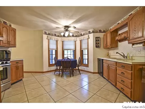 15 Hickory Ridge Ln, Springfield, IL 62707 photo 6