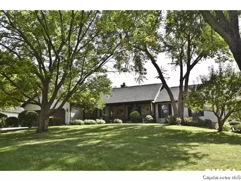 15 Hickory Ridge Ln, Springfield, IL 62707 photo 2