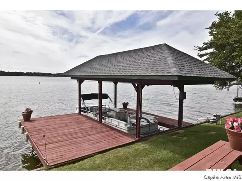 220 Maple Grove Ln, Springfield, IL 62712 photo 12