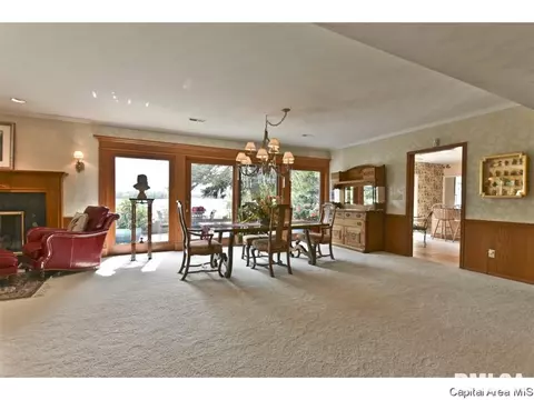 220 Maple Grove Ln, Springfield, IL 62712 photo 16