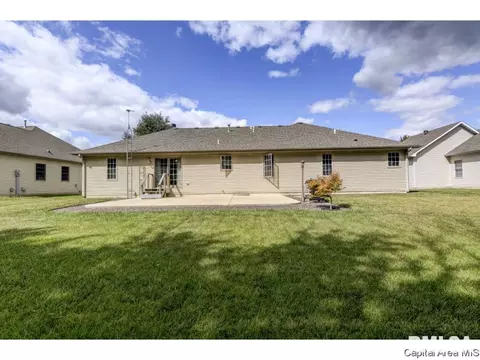 1028 Post Rd, Springfield, IL 62712 photo 3