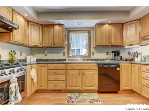1028 Post Rd, Springfield, IL 62712 photo 10