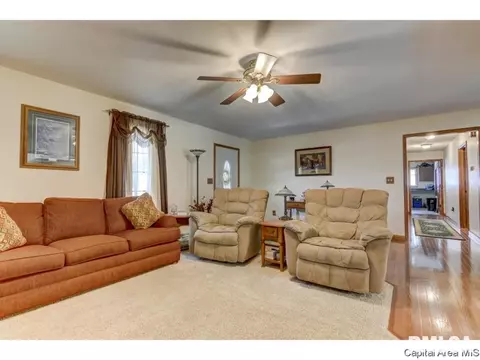 1028 Post Rd, Springfield, IL 62712 photo 8