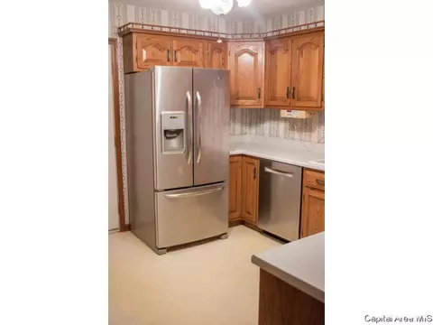 142 Glen Aire Dr, Springfield, IL 62703 photo 21