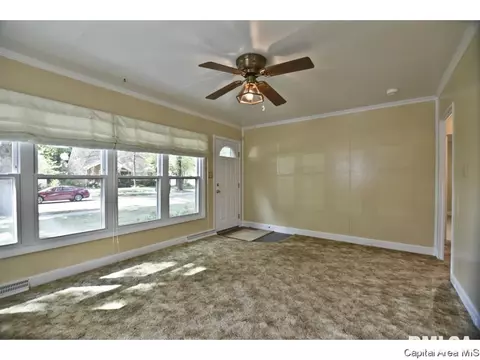 1936 Marland St, Springfield, IL 62702 photo 3