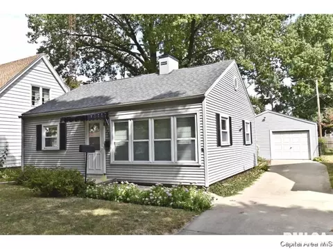 1936 Marland St, Springfield, IL 62702 photo 1