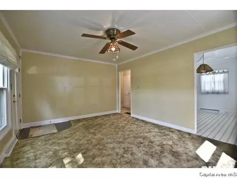 1936 Marland St, Springfield, IL 62702 photo 4