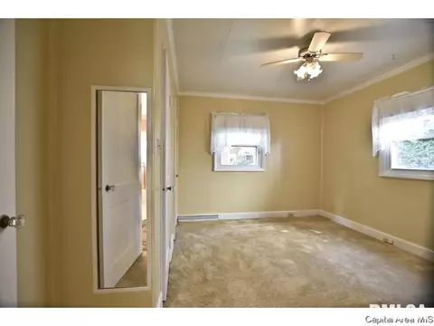 1936 Marland St, Springfield, IL 62702 photo 11