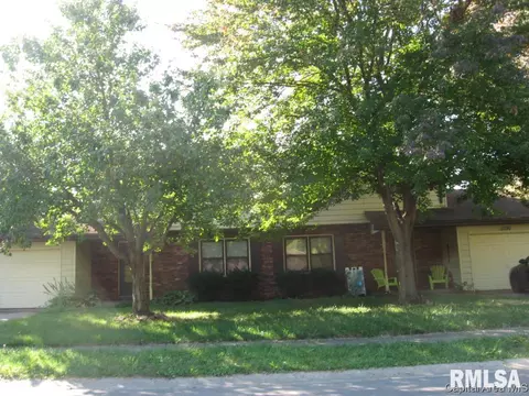 2028-2030 Austin Dr, Springfield, IL 62704 photo 2