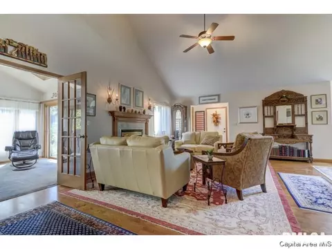 110 Country Pl, Springfield, IL 62703 photo 26