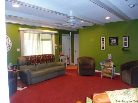 28 Ross Dr, Springfield, IL 62711 photo 3
