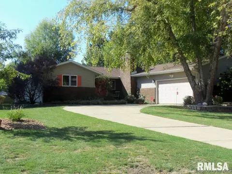 28 Ross Dr, Springfield, IL 62711 photo 1