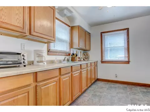 2636 Yale Blvd, Springfield, IL 62703 photo 8